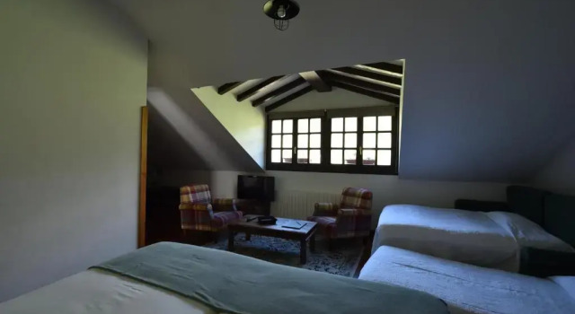 El Jisu, Book Hotel Camaleno Liébana