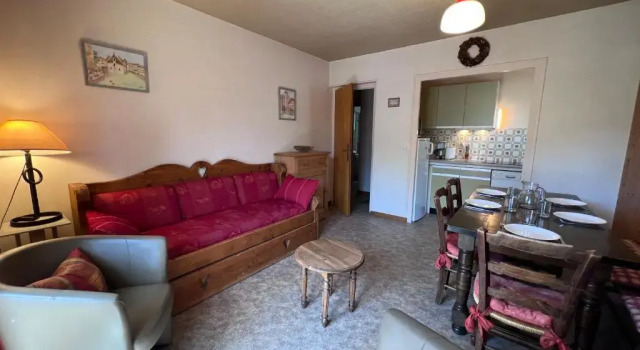 Crepuscule 3 - Appartement proche pistes de ski et village, Забронировать Апартаменты/квартира Отели Ла-Клюза с парковкой, рядом с Горнолыжный подъемник Риффруа, Парковка