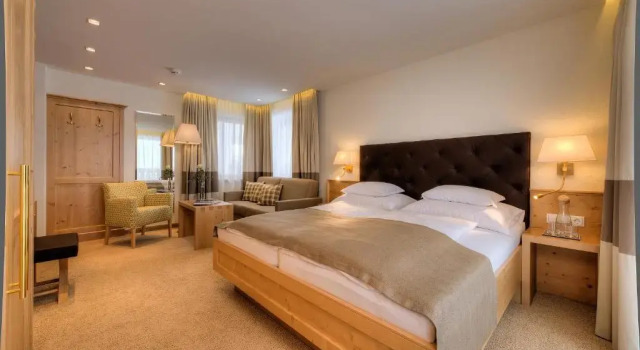 Трёхместный номер Standard с балконом Hotel Palin
