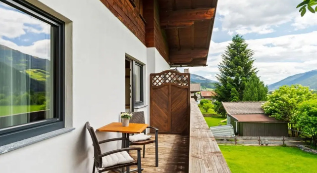 Апартаменты Cosy Apartment in Muhlbach With Balcony