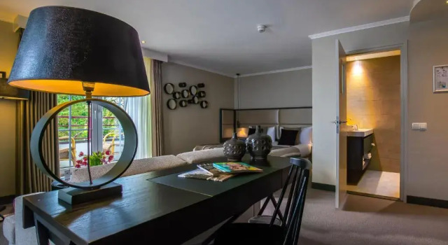 Klein Zwitserland - Hampshire Classic, Book Ferieresort Hoteller i Heuvelland med parkering, Parkering