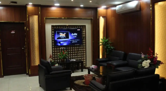 Funoon Rahati For Furnished Apartments, Забронировать Апартаменты/квартира Отели Джидды с парковкой, рядом с Торговый центр Mall of Arabia, Парковка