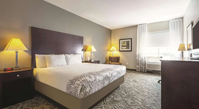 Двухместный номер Standard La Quinta by Wyndham McKinney
