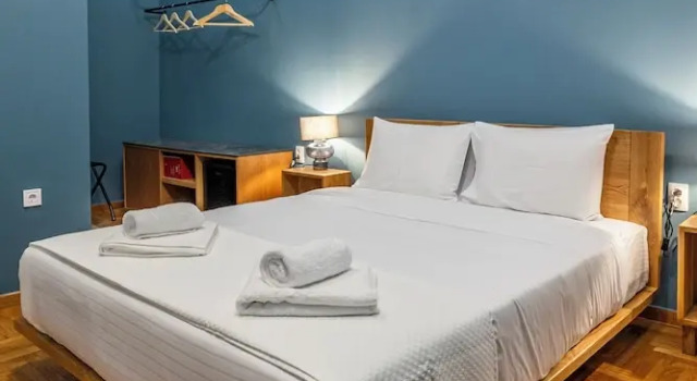 Номер Superior Iliotropio Athens, Thisio