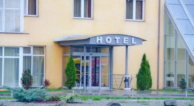 Grand Master Hotel, Varaa Hotelli  