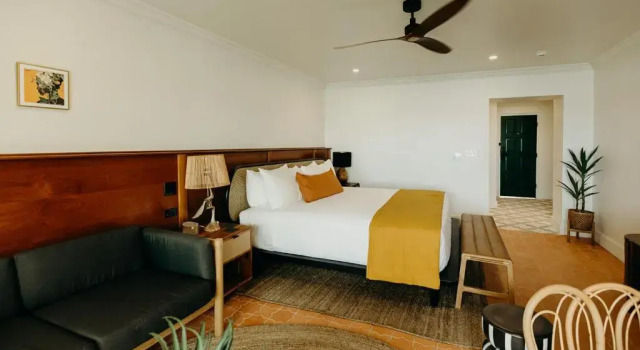 Номер Deluxe King Christian Hotel