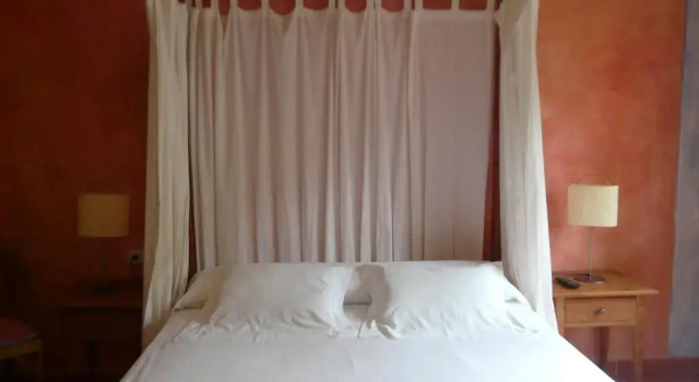 Двухместный номер Standard Hostal l´Ou de Reig