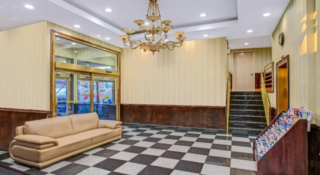 Ramada by Wyndham Jamaica/Queens, 예약 호텔 Jamaica 퀸즈