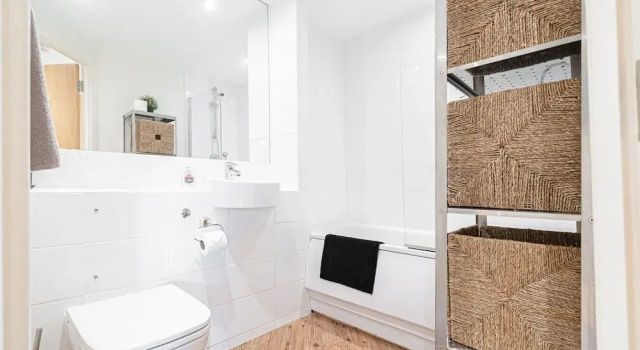 Hampton Leigh - Executive Apartment in Leamington Spa, Забронировать Апартаменты/квартира Отели Уорикшир с парковкой, Парковка