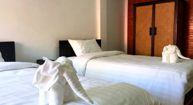 Summer Guesthouse & Hostel