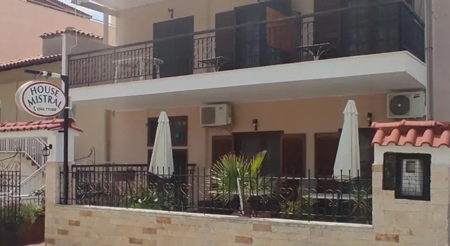 Номер Standard House Mistral