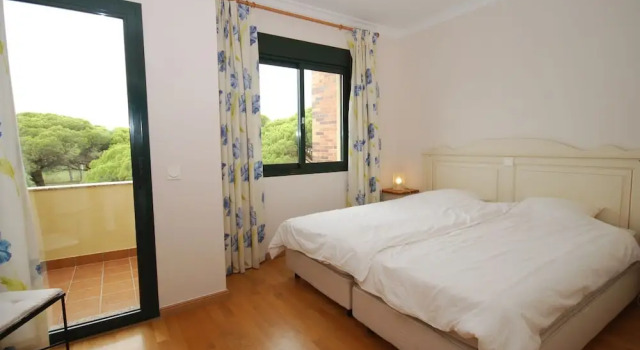 Luxurious Holiday Home in Quarteira Algarve, Rezervovat Apartmán Hotely v Sotavento s parkováním, Parkování