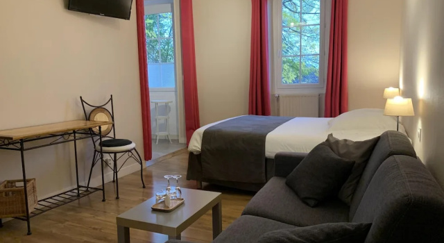 Четырёхместный номер Luxury AUBERGE DU PORCHE