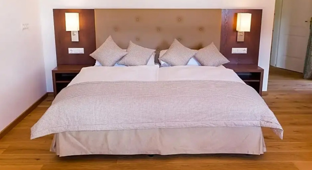 Stiftsschmiede Ossiach, Buchen Sie Hotel Ossiach Ossiacher See