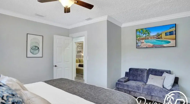 Beautiful 4 BR with Private Heated Pool