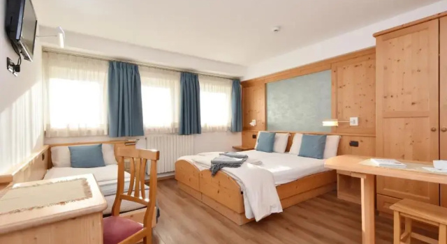 Трёхместный номер Superior Negritella Sweet Hotel