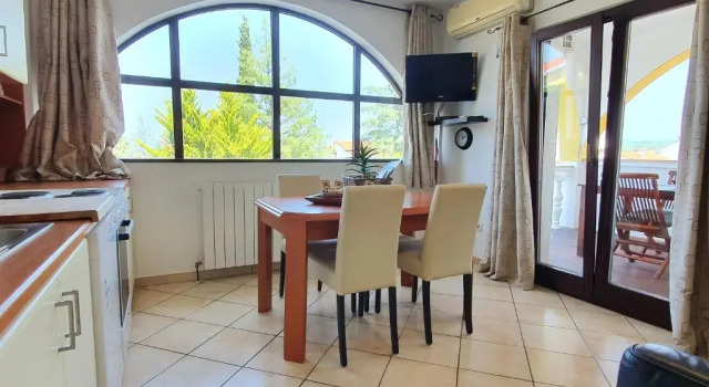 Апартаменты с 2 комнатами с балконом Villa Flora