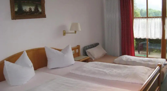 Трёхместный номер Standard Alpenhotel Allgäu