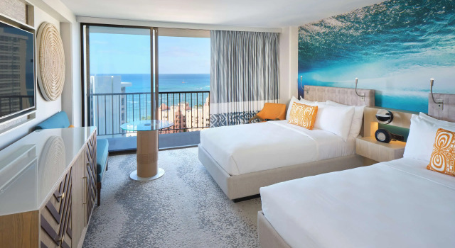 Четырёхместный номер с видом на океан OUTRIGGER Waikiki Beachcomber Hotel