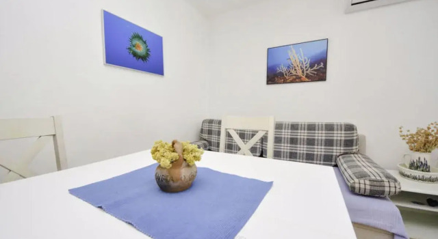 Apartment Renata Madrid, Rezerwuj Apartament Baric Draga 