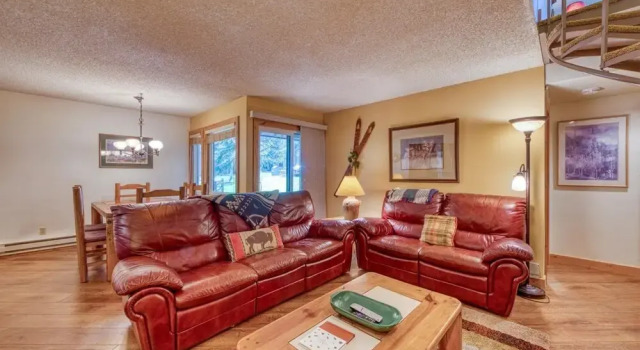 2 Bedroom Condo in Keystone - West Keystone, Забронировать Апартаменты/квартира Отели Кистон с бассейном, Бассейн