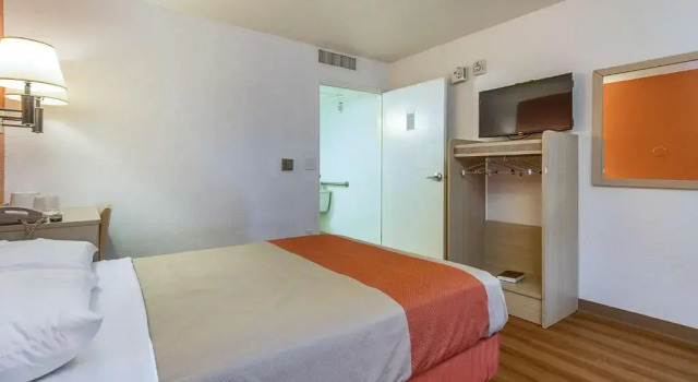 Двухместный номер Standard Motel 6-Phoenix, AZ - North Bell Road