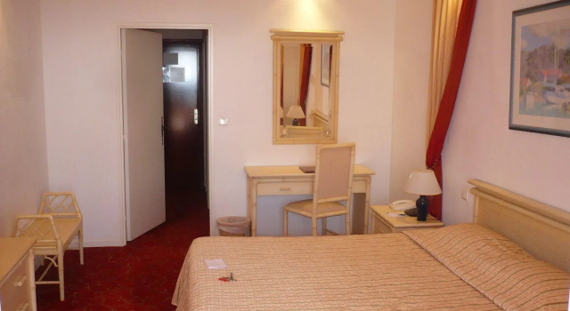 Hostellerie Le Baou, Забронировать Отель Отели в центре Раматюэль с завтраком, отели в центре Раматюэль с завтраком