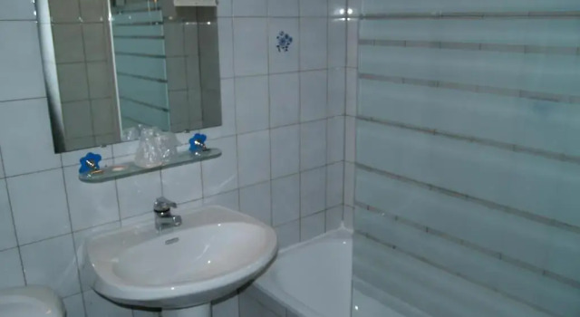 Трёхместный номер Standard Le Relais Vauban