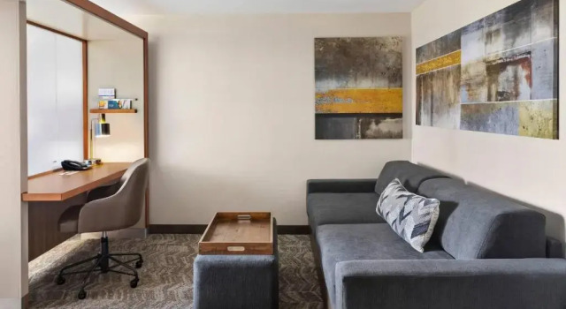 Четырёхместный номер Standard SpringHill Suites by Marriott Flagstaff