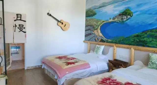 Кровать в общем номере (женский номер) Xingkong Art Inn