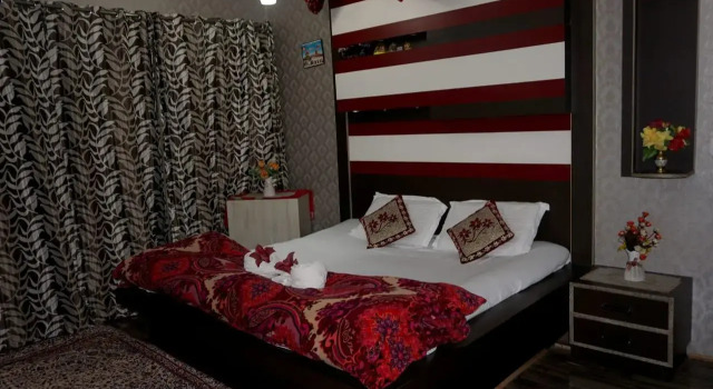 Chinar Residency, Забронировать Отель Сринагар Jammu & Kashmir Ski