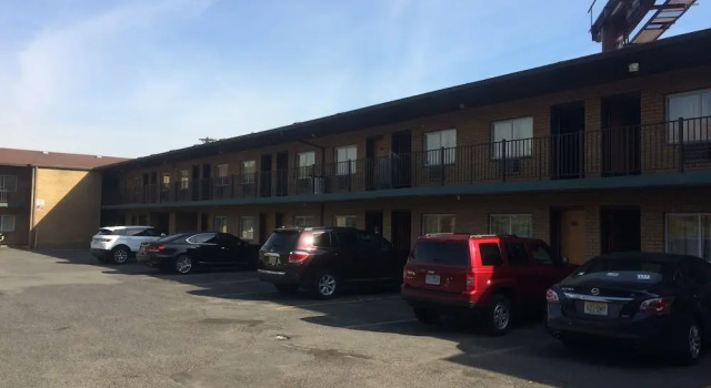 Hudson Plaza Motel Bayonne Jersey City, Забронировать Мотель Джерси-Сити North Jersey