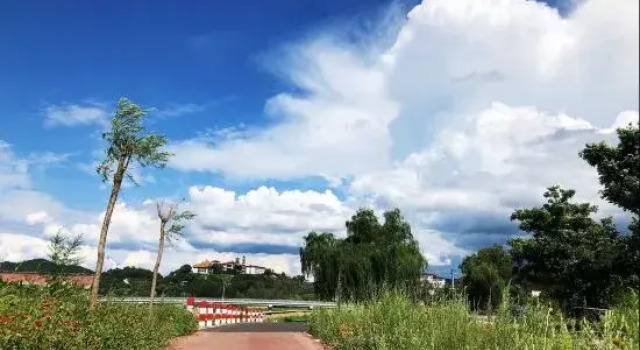 Shanhaijing Homestay (Jinhai Lake Scenic Area), Book Hotel Hoteller i Beijing Province med parkering, Parkering