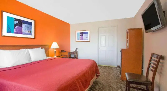 Двухместный номер Standard Howard Johnson by Wyndham St. George Hotel & Suites