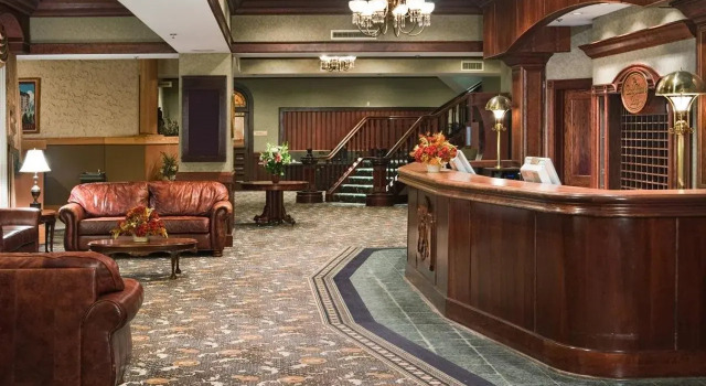 Park Place Hotel, Rezerwuj Hotel Hotele w Traverse City z basenem, Basen