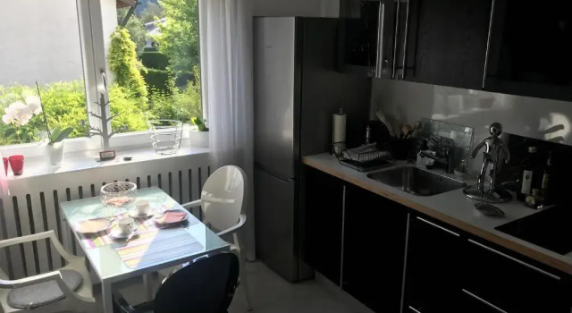 Апартаменты c 1 комнатой Moderne Ferienwohnung direkt in Landsberg am Lech