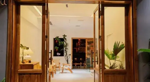 Shenmi coffee Homestay (Zhenyuan Gucheng), Rezerwuj Hotel Hotele w Qiandongnan z parkingiem, Parking