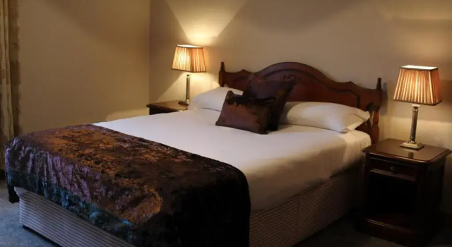 Economy room Bridge Hotel