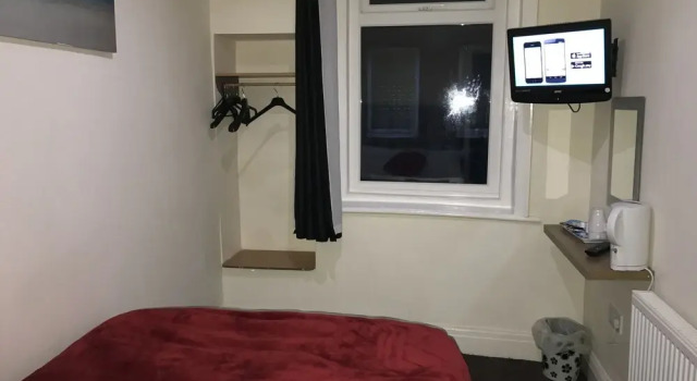 Økonomi- værelse Hello Roomz