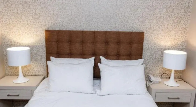 Alonso De Ercilla, Rezervovat Hotel Hotely v Bío Bío s parkováním, Parkování