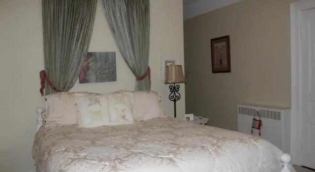 Люкс Monroe Manor Inn
