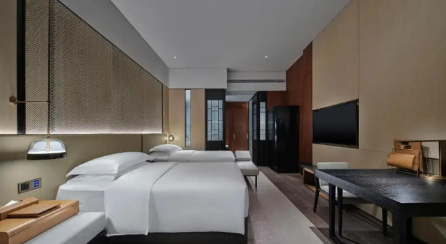 Номер Premium InterContinental Dongguan by IHG