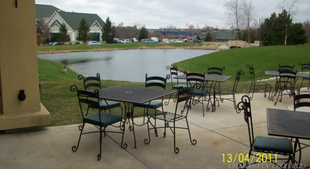 Holiday Inn Pewaukee - Milwaukee West by IHG, Varaa Hotelli Pewaukee Wisconsin