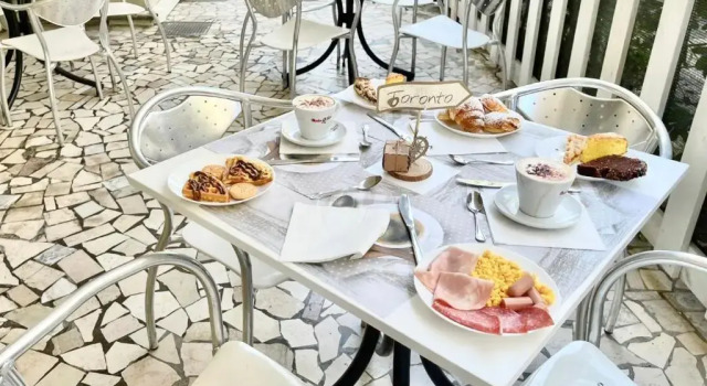 Четырёхместный номер Economy Hotel Niagara Riccione