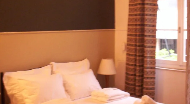 Четырёхместный семейный номер Standard с балконом The New Yorkers Hotel