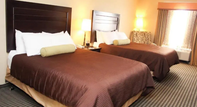 Люкс Deluxe Best Western Sunrise Inn & Suites