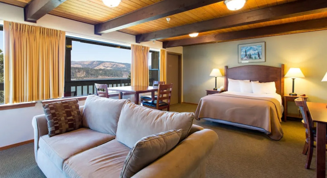Номер Premium с балконом и с видом на реку Westcliff Lodge