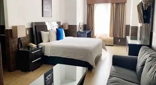 Одноместный полулюкс Beverly Hills: Hotel and Business