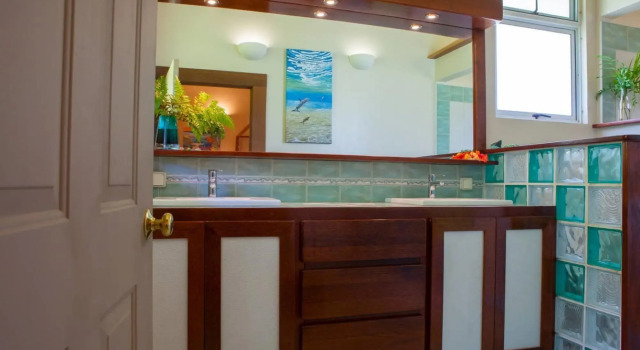 TAHAA - Private Beach Villa, Book Villa Sommerhuse i Tiva, Hytte
