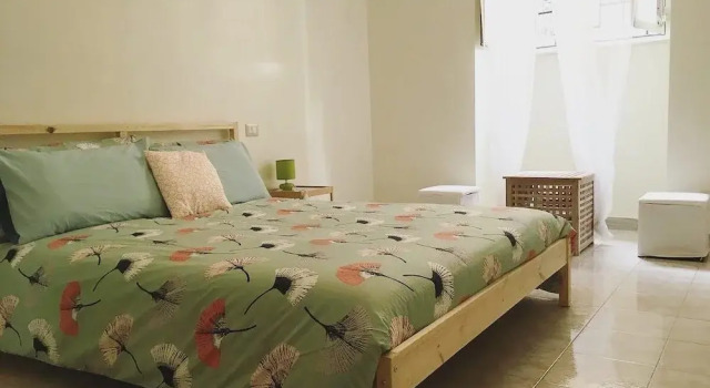 Esperimento N. 3, Prenota Hotel San Giovanni Roma